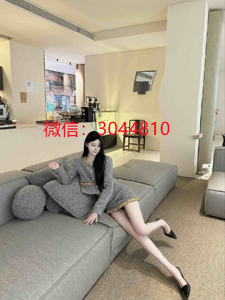广州圈外甜御女友短开兼职梦梦Height/170Weight/46kg  ·Bust/D  ·Age/02年