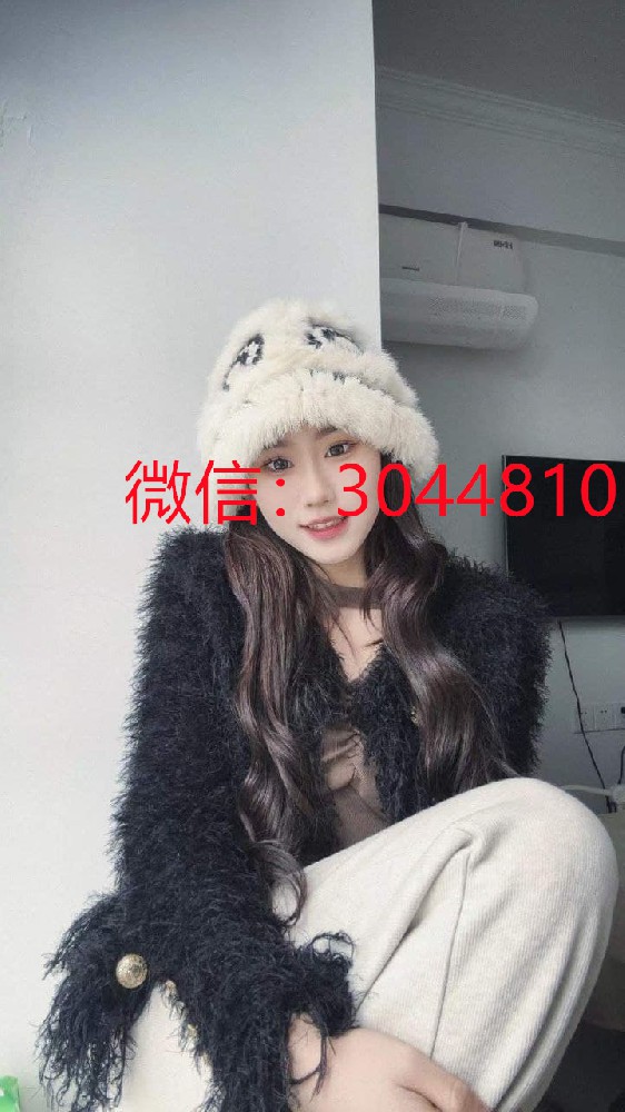 武汉新人05-175C苏苏 体重95身高175🐻C 震胸 皮肤雪白光滑 温柔体贴A4腰