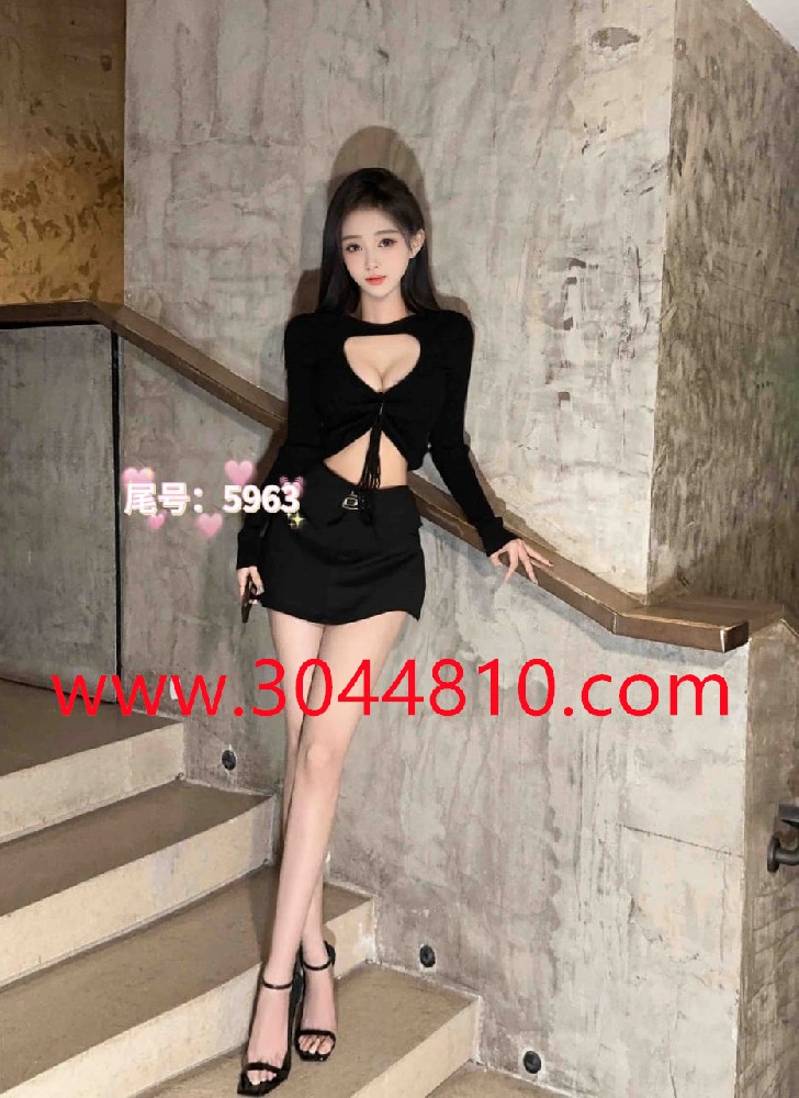 极品小纯 06年168c  70斤第一瘦喜丰满勿扰筷子腿皮肤白嫩上下粉无不良真实音乐学院在校生