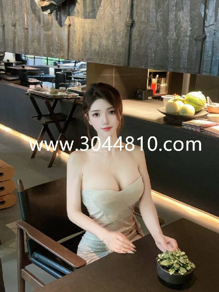 新加坡短期兼职健身教练 • 身高:172胸围:大E罩杯 • 自然真🐻  温柔体贴 • 期待与您相遇