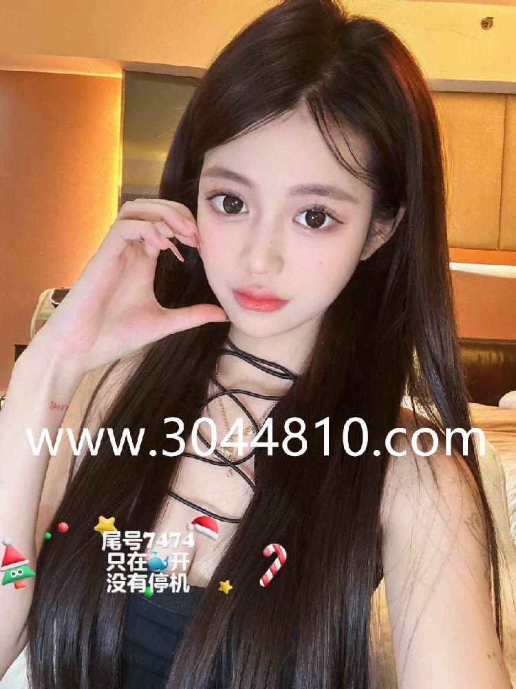 长相神似韩国女爱豆张元英 身高173 体重：85 胸围：D 年龄：19小红书美妆博主