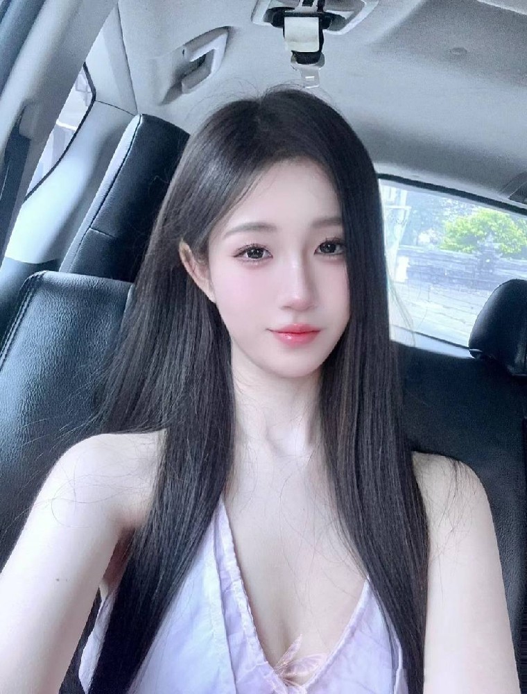纽约外围女裸高173D气质高挑 皮肤白皙 A4腰 清纯外表