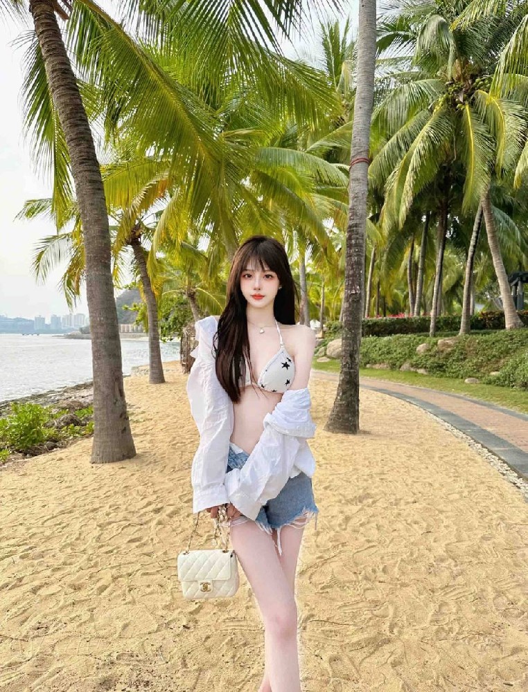 巴黎外围（外围模特）外围女真实上门服务到达