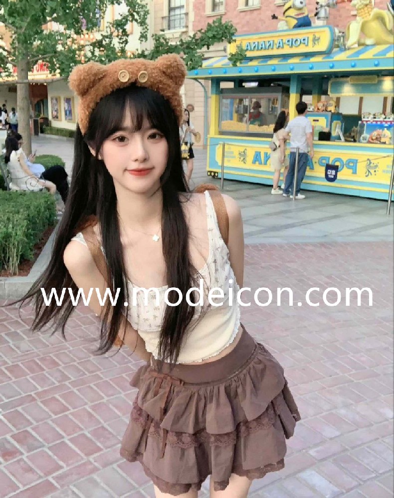 吉隆坡外围女17/Bust: C Weight:90g/Height 170 在校学生 丝袜 情趣 Jk 洛丽塔 可预约 穿着时尚有品 礼貌待课 态度热情 双商高 请温柔对待