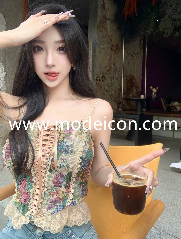 香港外围女176-D-03 纯欲网红御姐 03年 裸足176D  圈外兼职 全身雪白 南方人甜美性格温柔腰臀黄金比例 凹凸有致