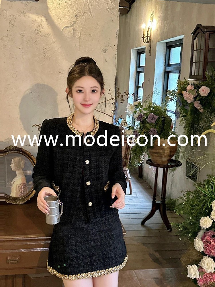 曼谷外围女圈外兼职 不抽烟 腿笔直 筷子腿 没有一点赘肉，性格脾气好 03年超级敏感体质 外纯内骚 身高170 体重45kg 真C