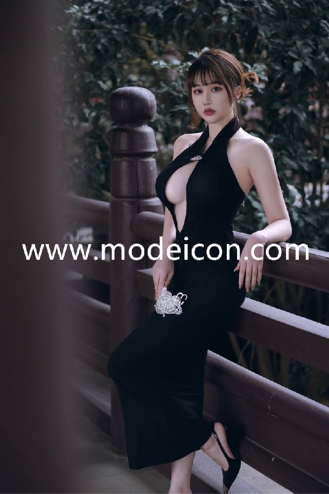 巴黎外围女极品御姐175E 00年 本科学历 完美身材 真 E A4腰 大长腿 肤白貌美 大牌气质 出差旅行 伴游最佳选择