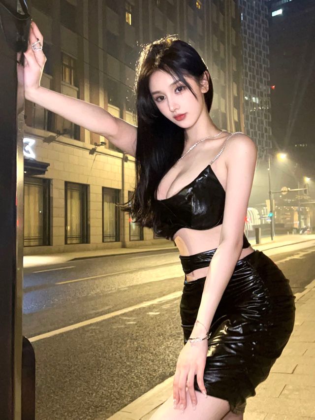 上海冰冰极品御姐176御姐天花板d02
